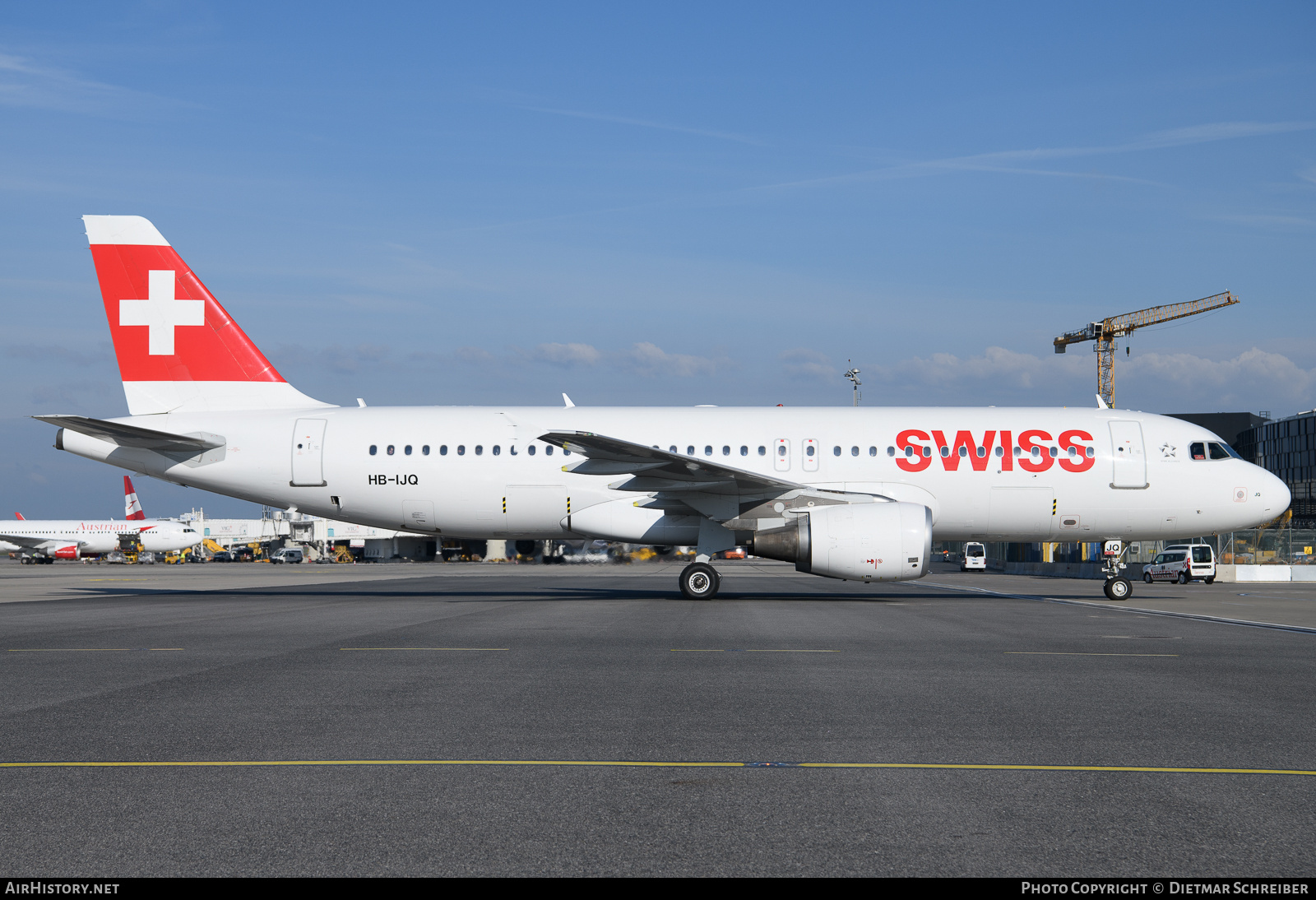 Aircraft Photo of HB-IJQ | Airbus A320-214 | Swiss International Air Lines | AirHistory.net #678743