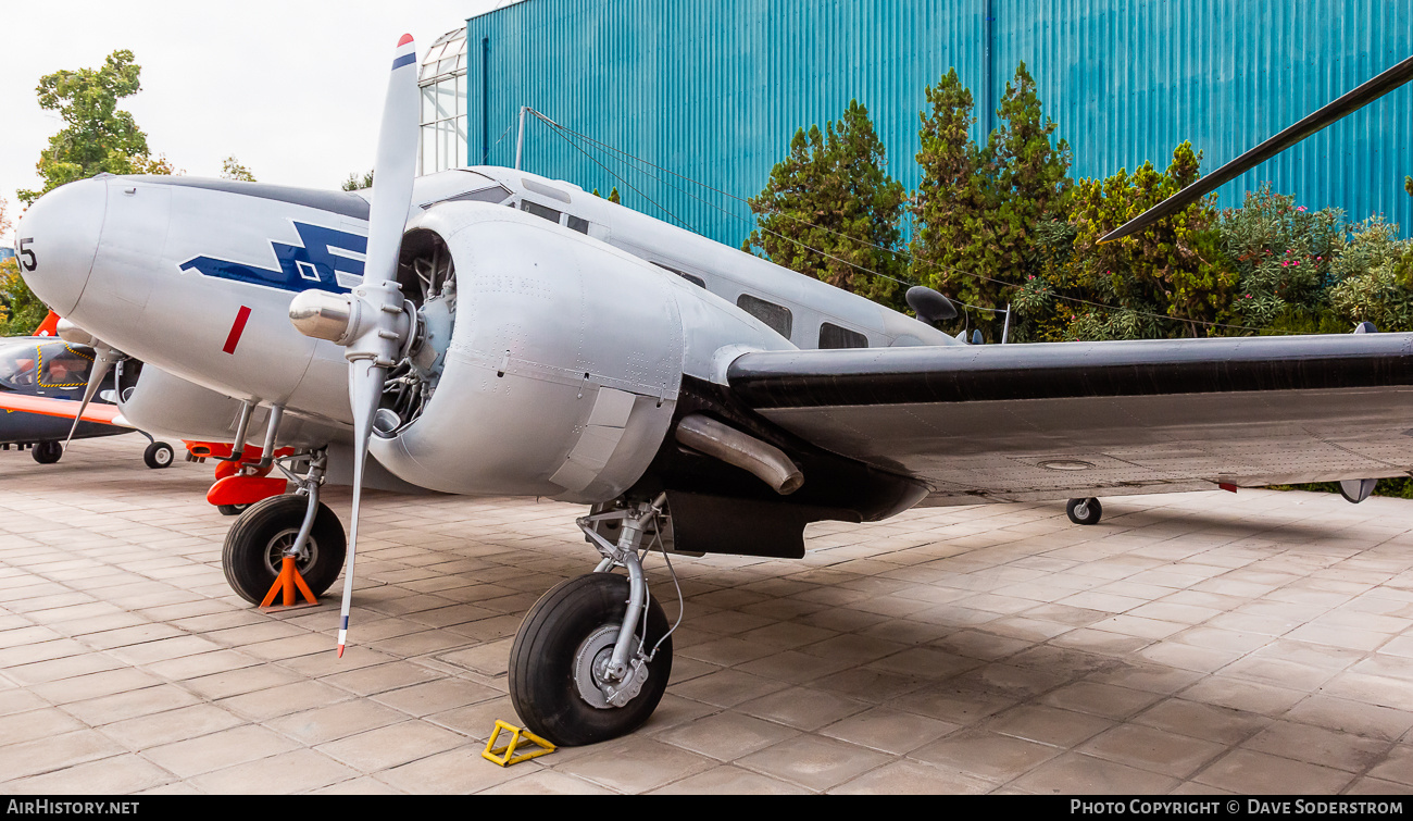 Aircraft Photo of 465 | Beech D18S | Chile - Air Force | AirHistory.net #679175