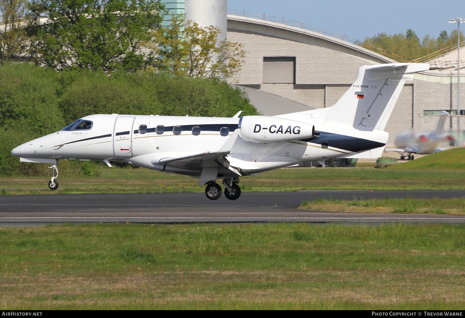 Aircraft Photo of D-CAAG | Embraer EMB-505 Phenom 300 | AirHistory.net #679358