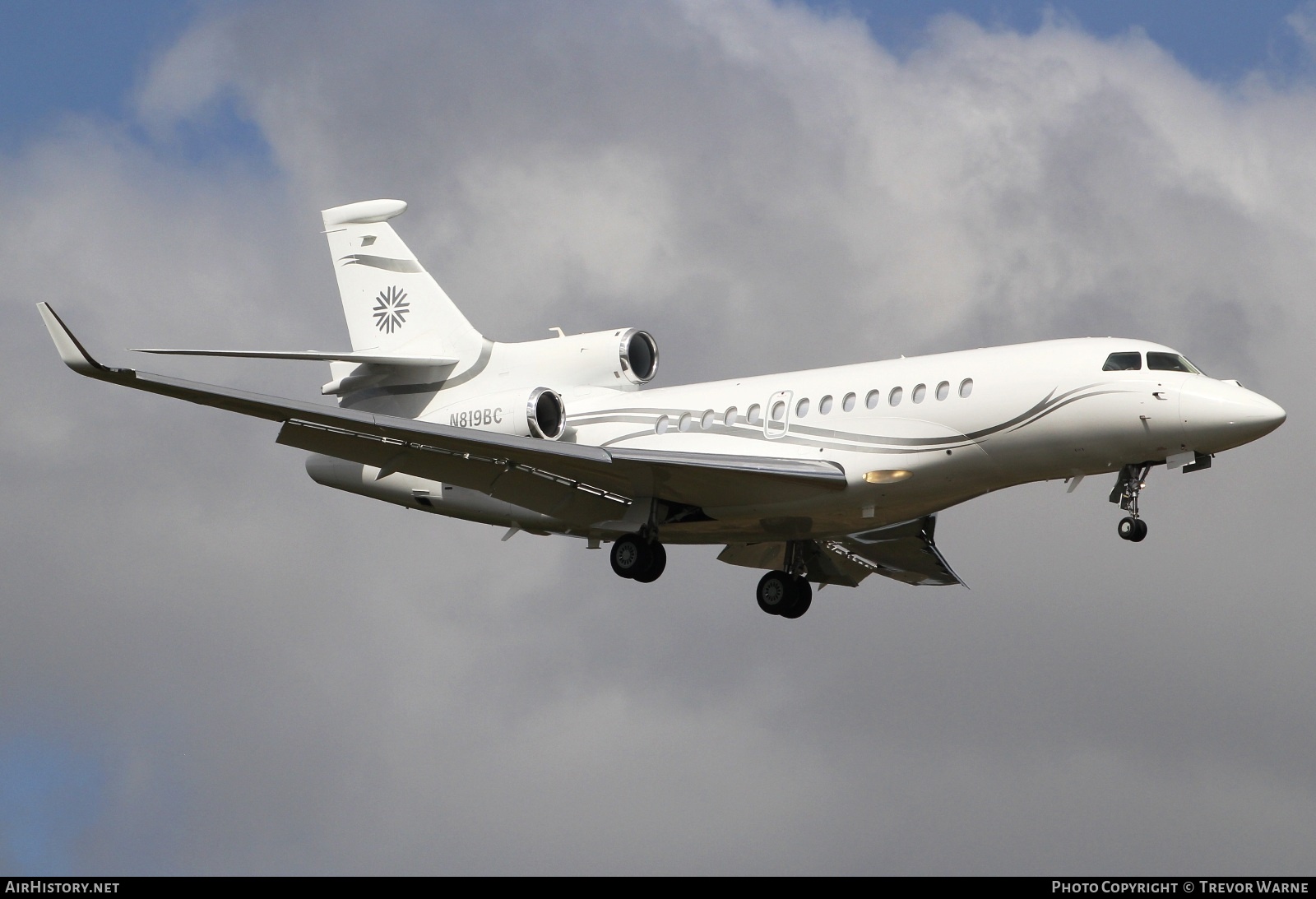 Aircraft Photo of N819BC | Dassault Falcon 7X | AirHistory.net #679381
