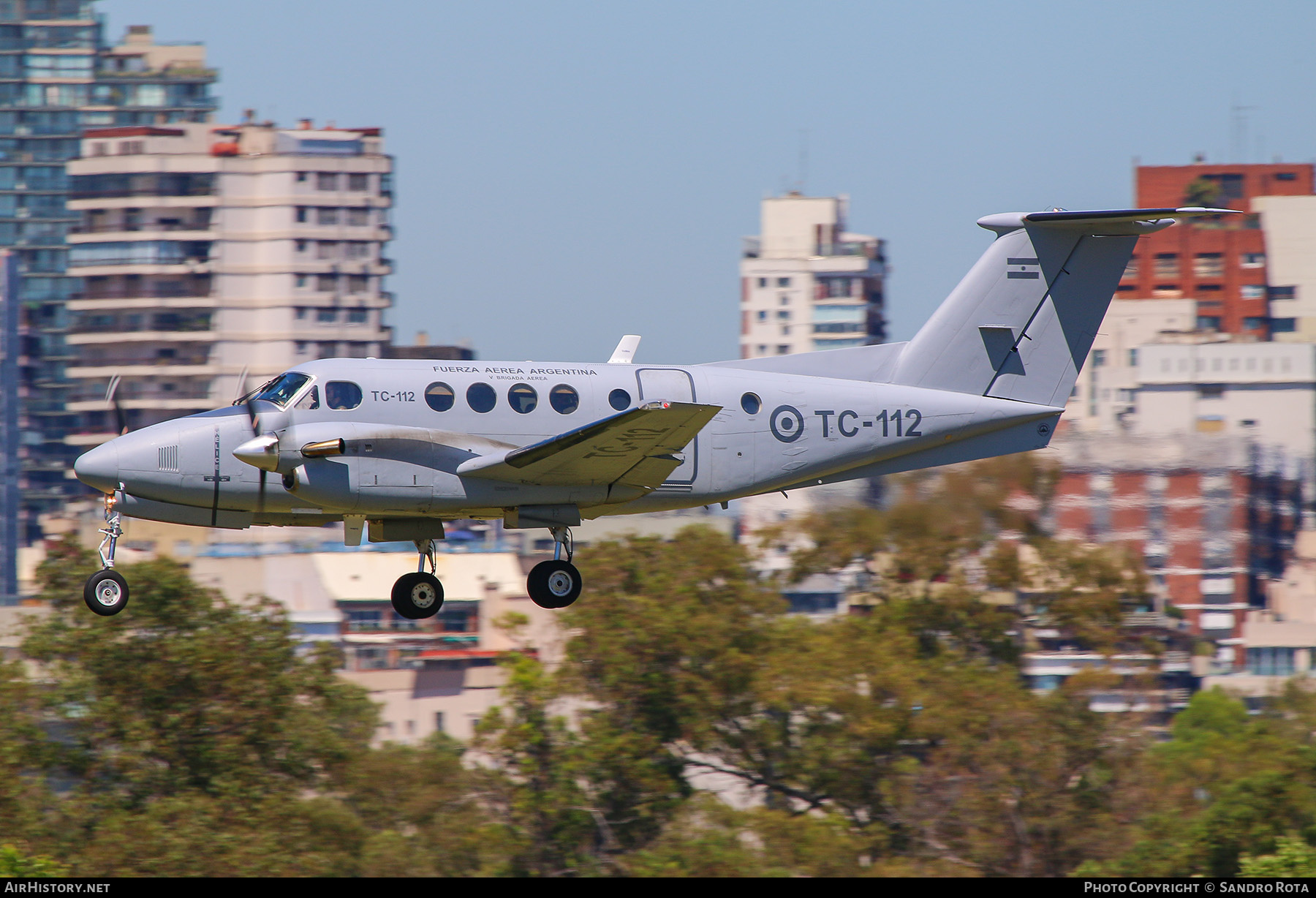 Aircraft Photo of TC-112 | Beech TC-12B Super King Air (A200C) | Argentina - Air Force | AirHistory.net #679436