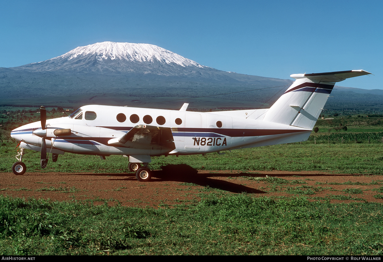 Aircraft Photo of N821CA | Beech 200C Super King Air | AirHistory.net #679590