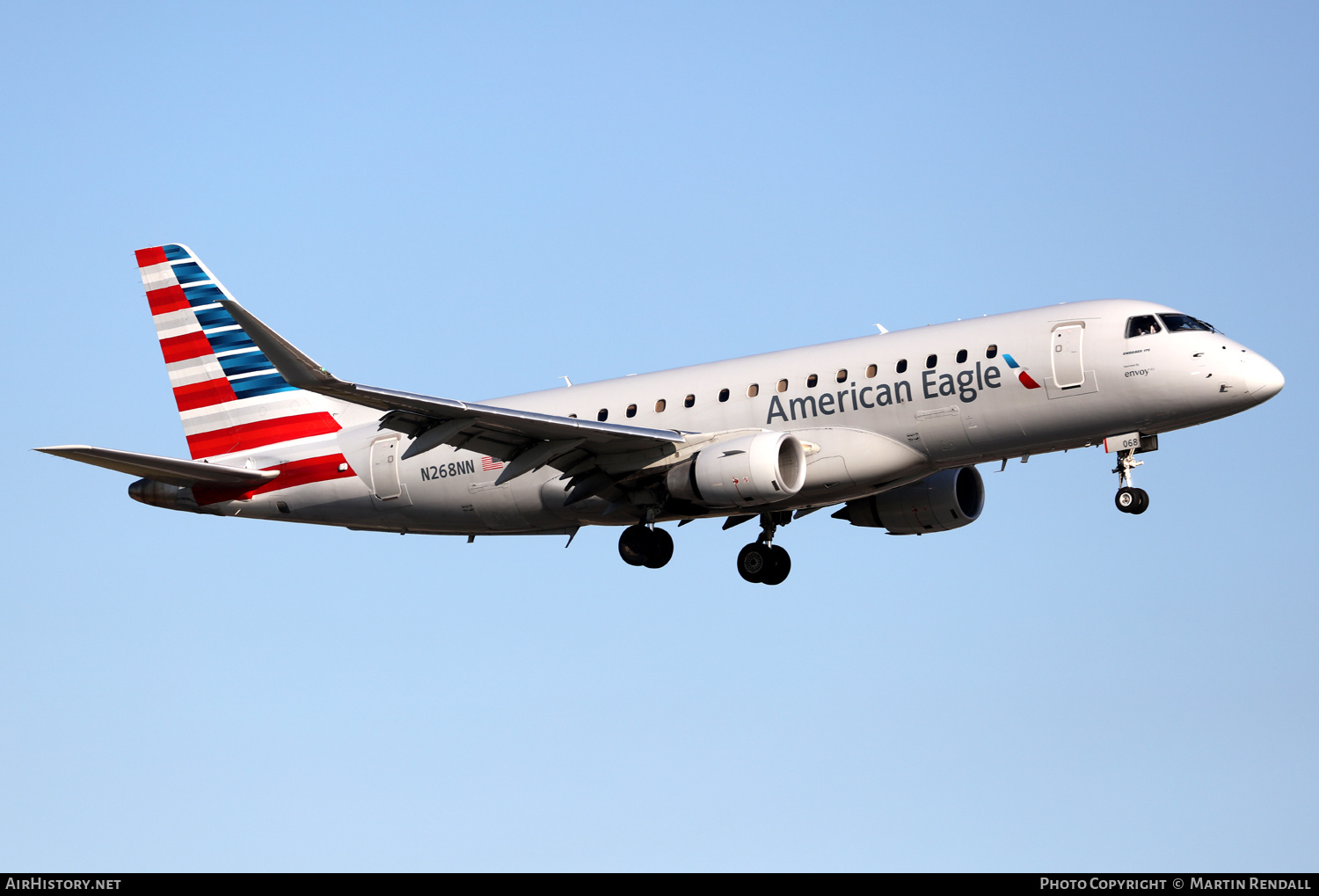 Aircraft Photo of N268NN | Embraer 175LR (ERJ-170-200LR) | American Eagle | AirHistory.net #679731