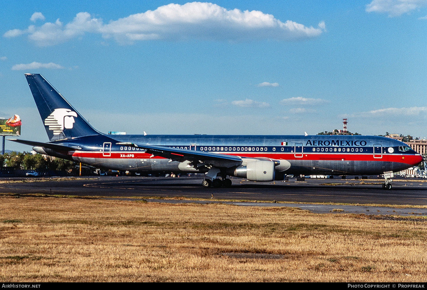 Aircraft Photo of XA-APB | Boeing 767-3Q8/ER | AeroMéxico | AirHistory.net #679748