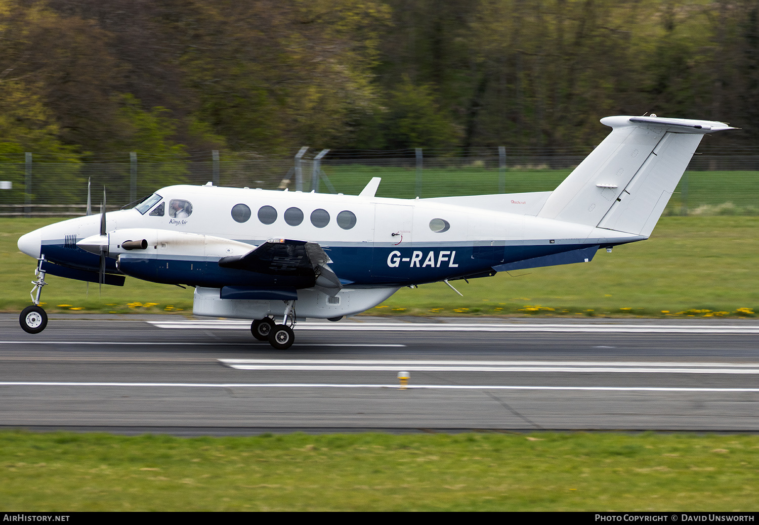 Aircraft Photo of G-RAFL | Raytheon B200 King Air | AirHistory.net #679789