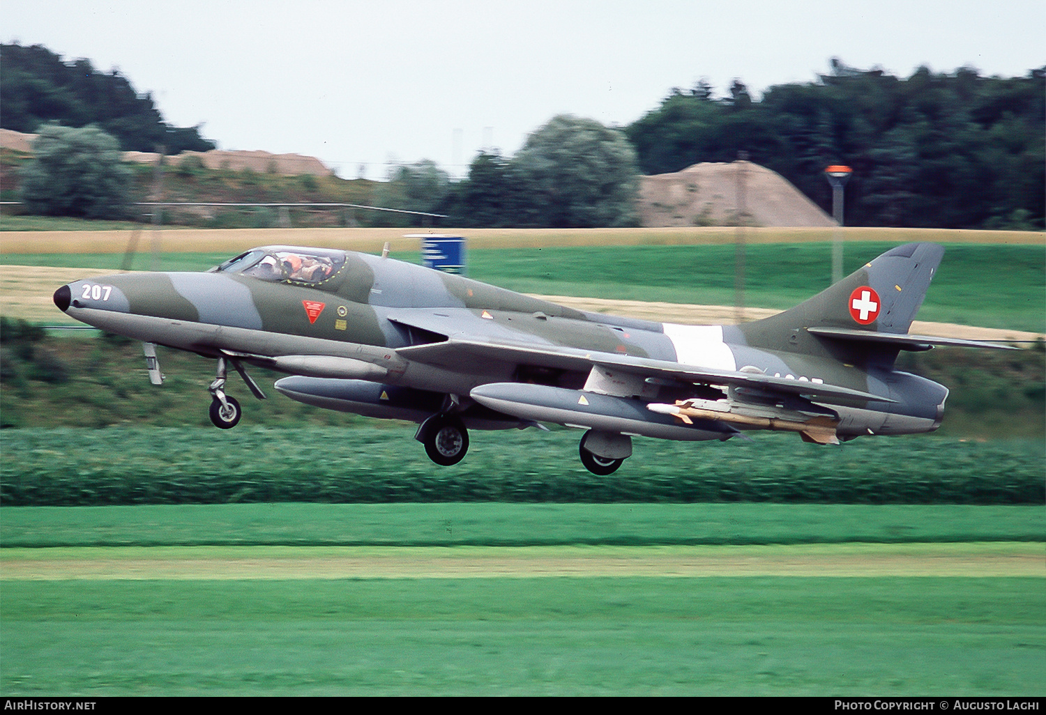 Aircraft Photo of J-4207 | Hawker Hunter T68 | Switzerland - Air Force | AirHistory.net #679819