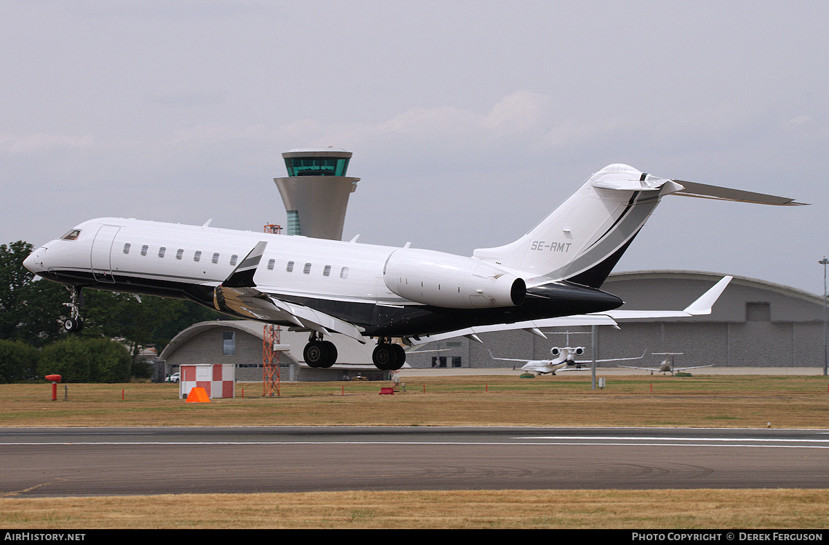 Aircraft Photo of SE-RMT | Bombardier Global 6000 (BD-700-1A10) | AirHistory.net #679867