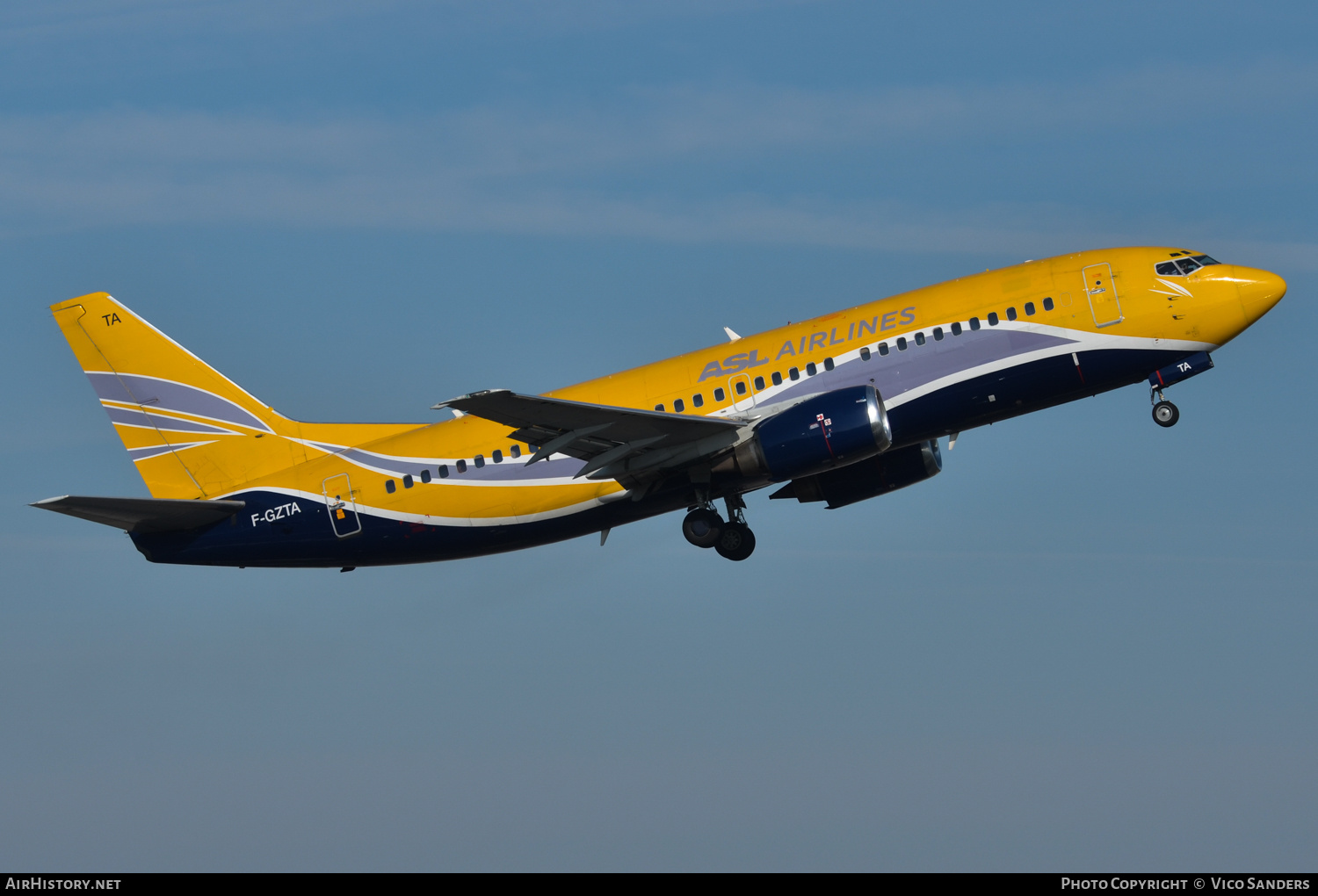 Aircraft Photo of F-GZTA | Boeing 737-33V(QC) | ASL Airlines | AirHistory.net #679886