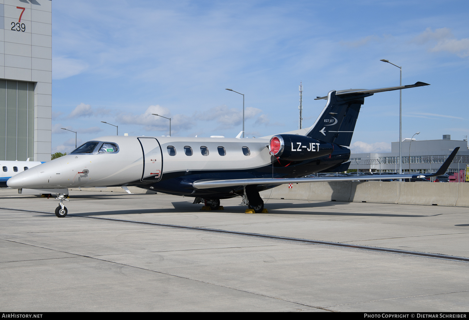 Aircraft Photo of LZ-JET | Embraer EMB-505 Phenom 300 | EGT Jet | AirHistory.net #680012