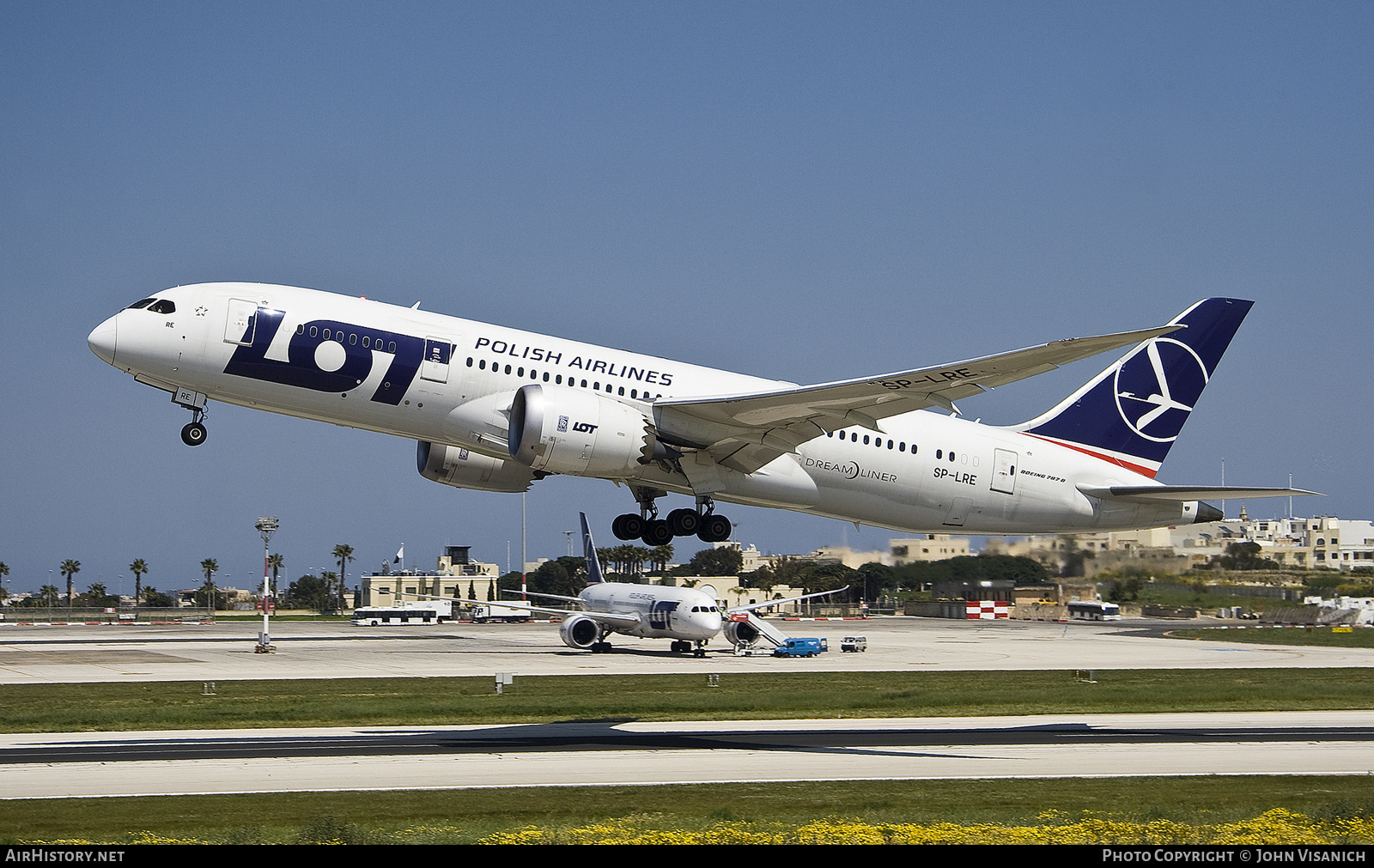 Aircraft Photo of SP-LRE | Boeing 787-8 Dreamliner | LOT Polish Airlines - Polskie Linie Lotnicze | AirHistory.net #680134