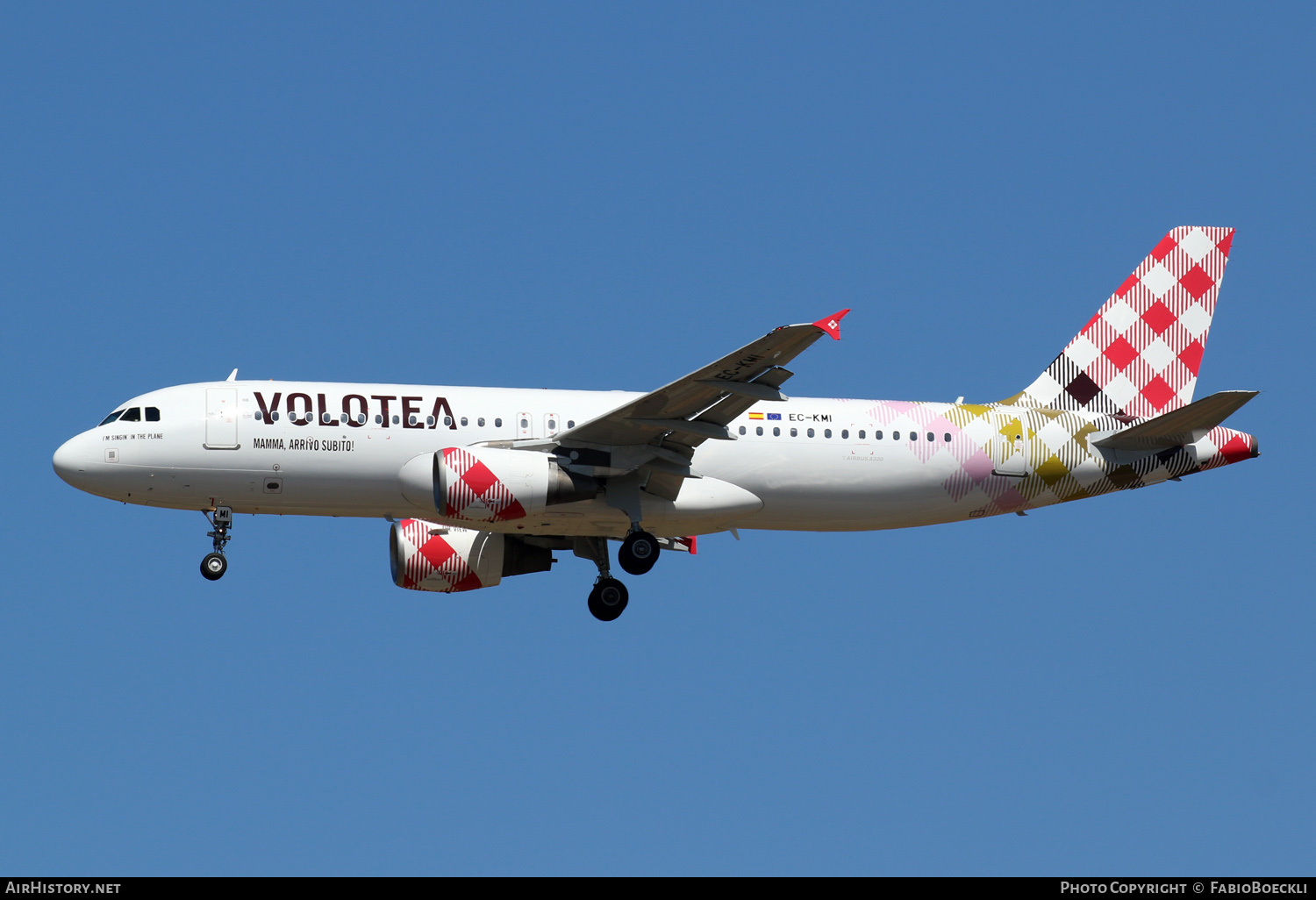 Aircraft Photo of EC-KMI | Airbus A320-216 | Volotea | AirHistory.net #680250