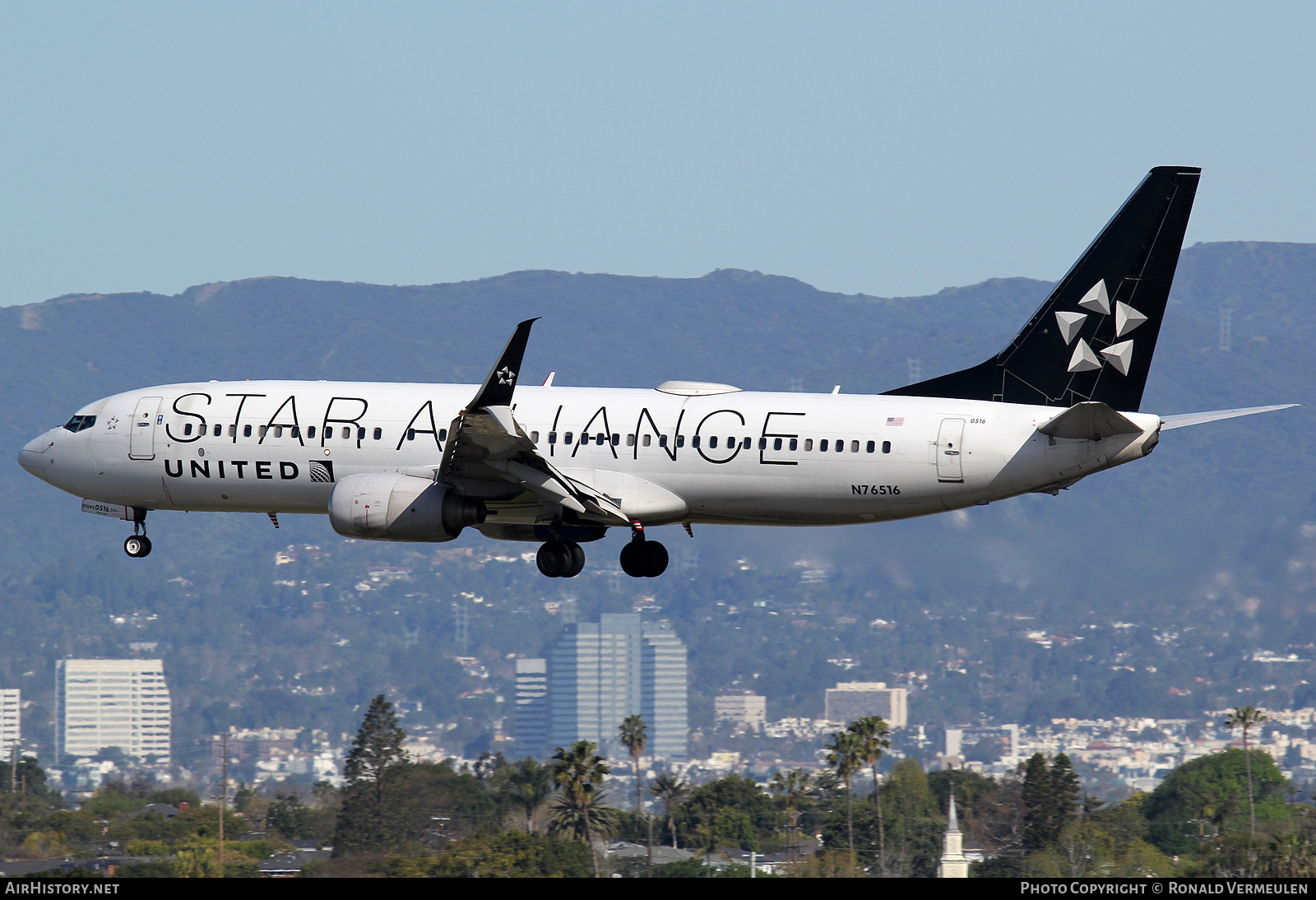 Aircraft Photo of N76516 | Boeing 737-824 | United Airlines | AirHistory.net #680351