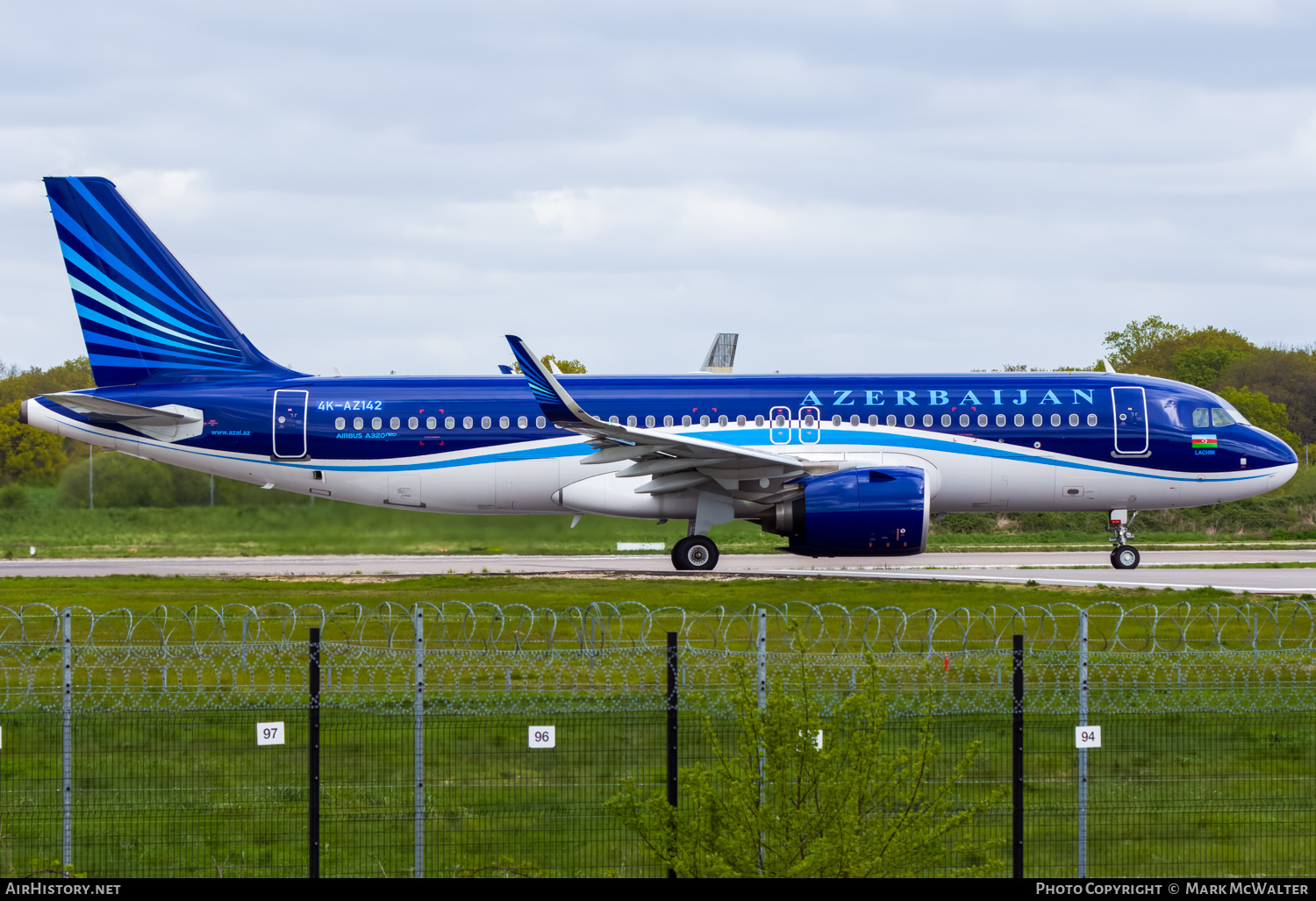 Aircraft Photo of 4K-AZ142 | Airbus A320-271N | Azerbaijan Airlines - AZAL - AHY | AirHistory.net #680437