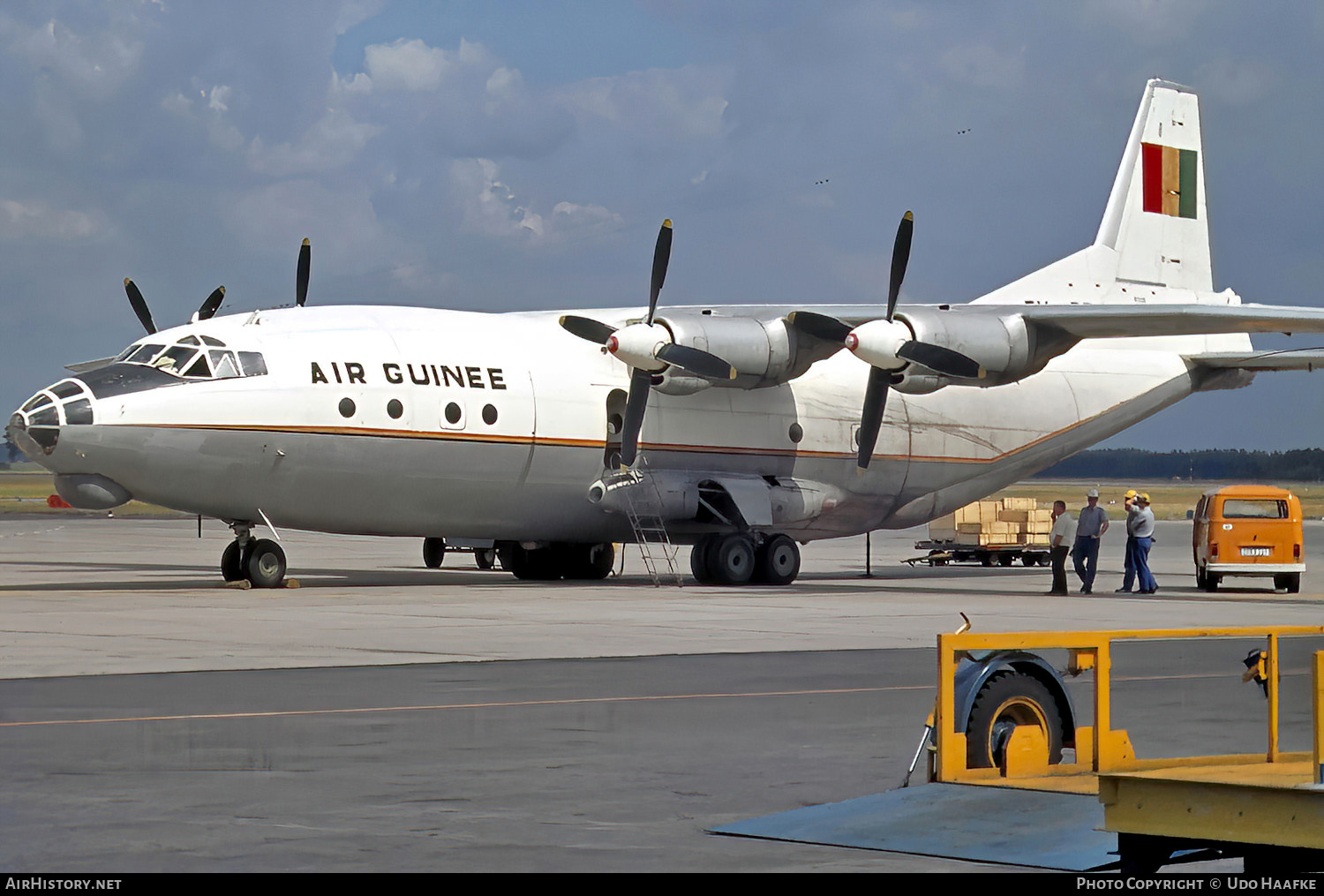 Aircraft Photo of 3X-GBA | Antonov An-12A | Air Guinee | AirHistory.net #680591