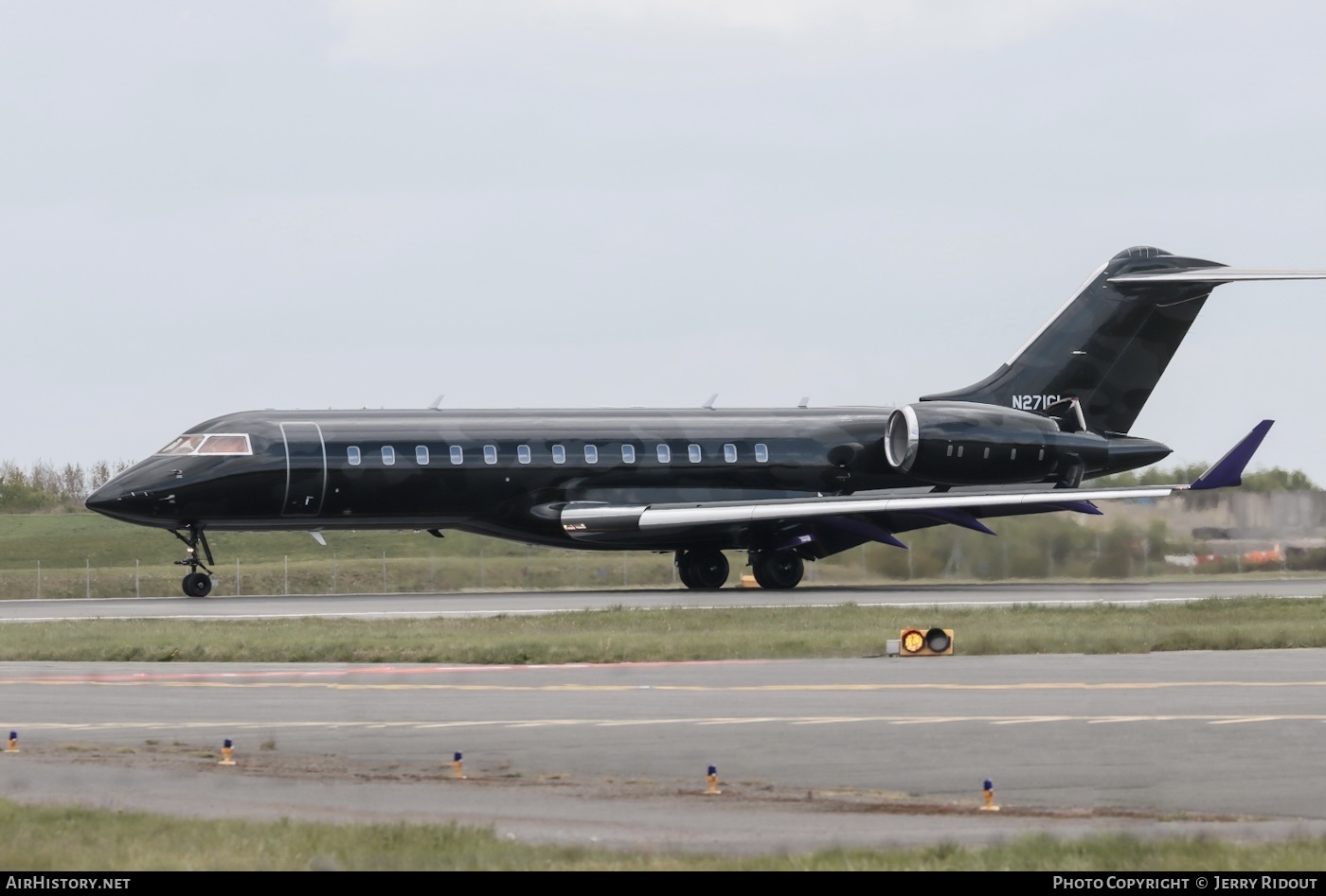 Aircraft Photo of N271GL | Bombardier Global Express (BD-700-1A10) | AirHistory.net #680627