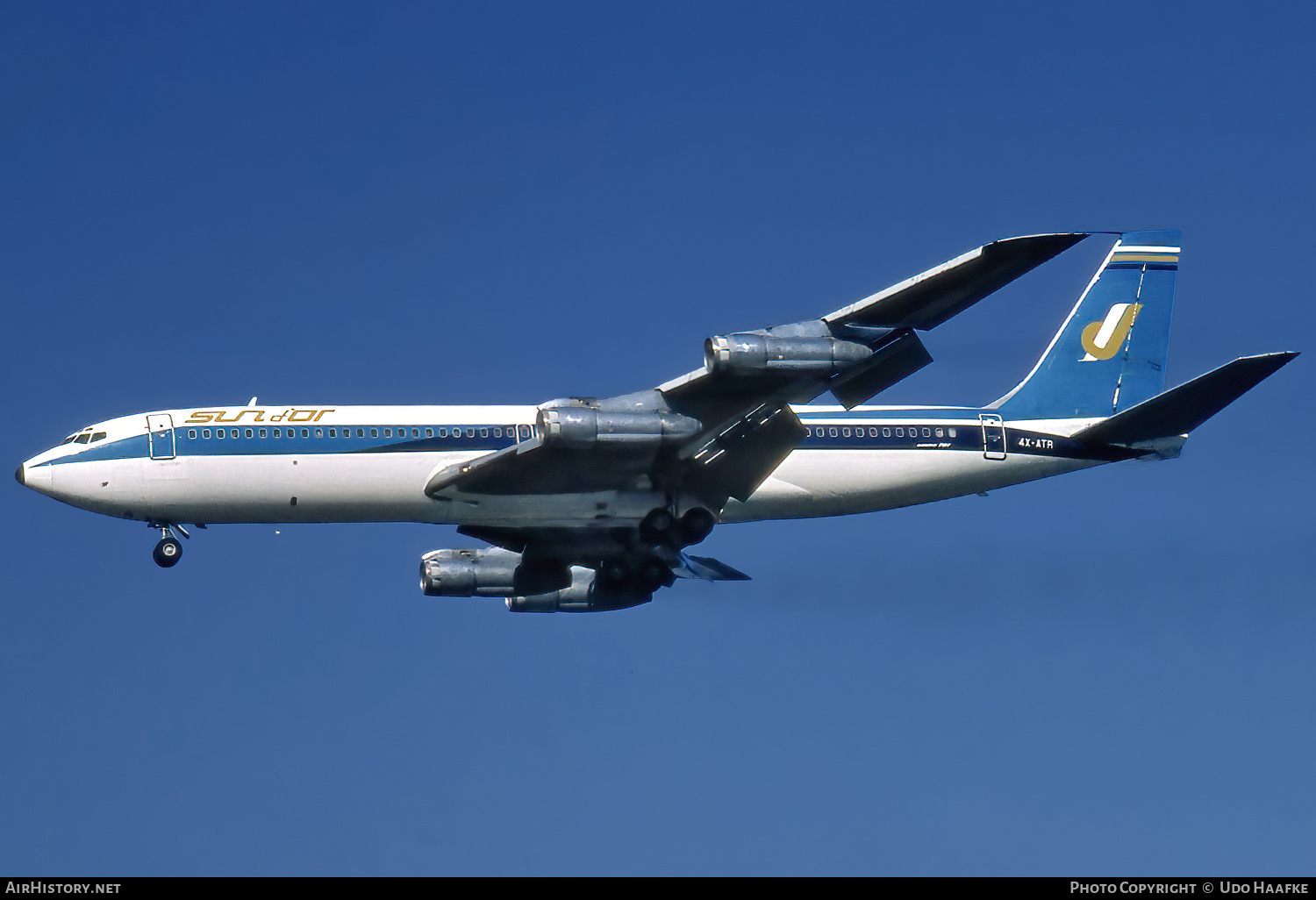 Aircraft Photo of 4X-ATR | Boeing 707-358B | Sun d'Or International Airlines | AirHistory.net #680652