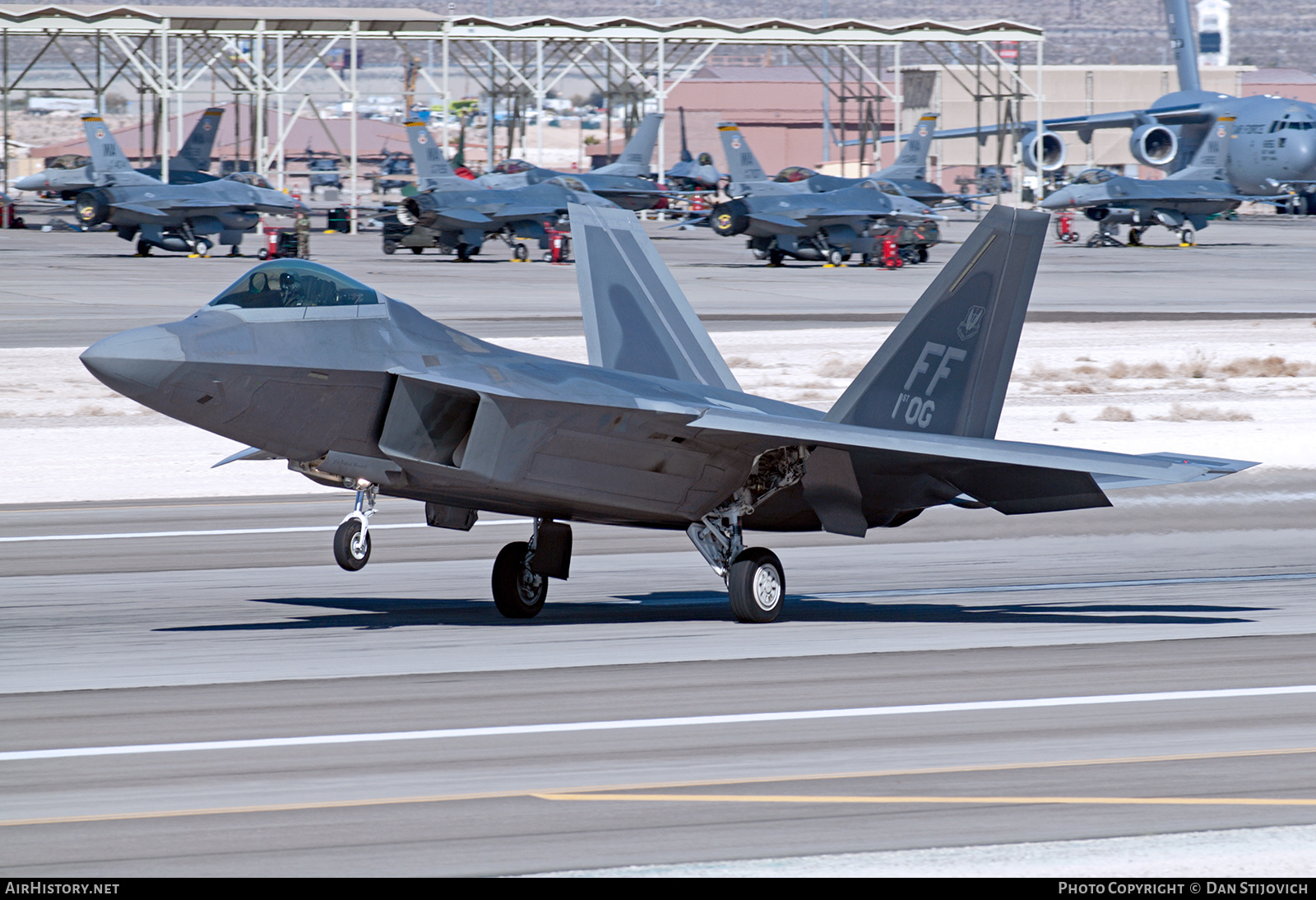 Aircraft Photo of 04-4071 / AF04071 | Lockheed Martin F-22A Raptor | USA - Air Force | AirHistory.net #680653