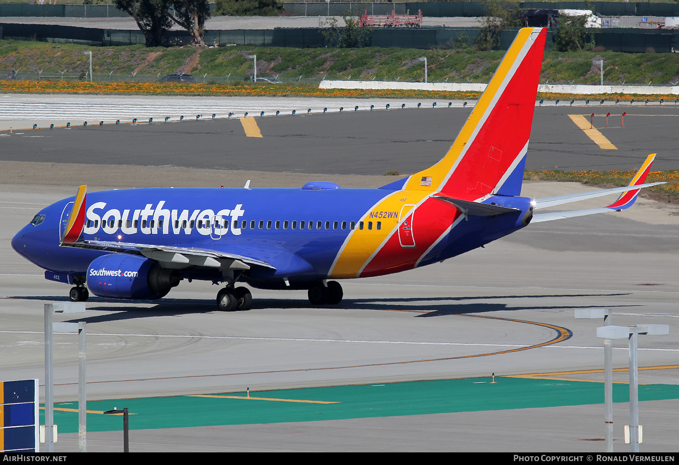 Aircraft Photo of N452WN | Boeing 737-7H4 | Southwest Airlines | AirHistory.net #680784