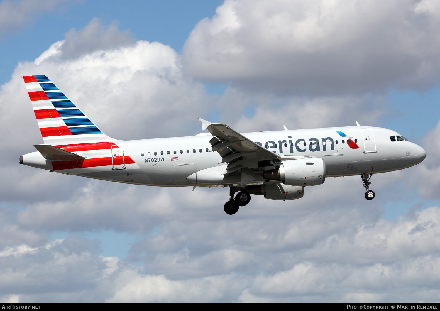 Aircraft Photo of N702UW | Airbus A319-112 | American Airlines | AirHistory.net #680821