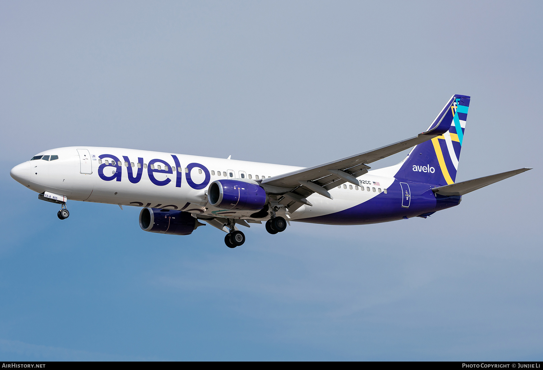Aircraft Photo of N592CC | Boeing 737-86N | Avelo Airlines | AirHistory.net #680925