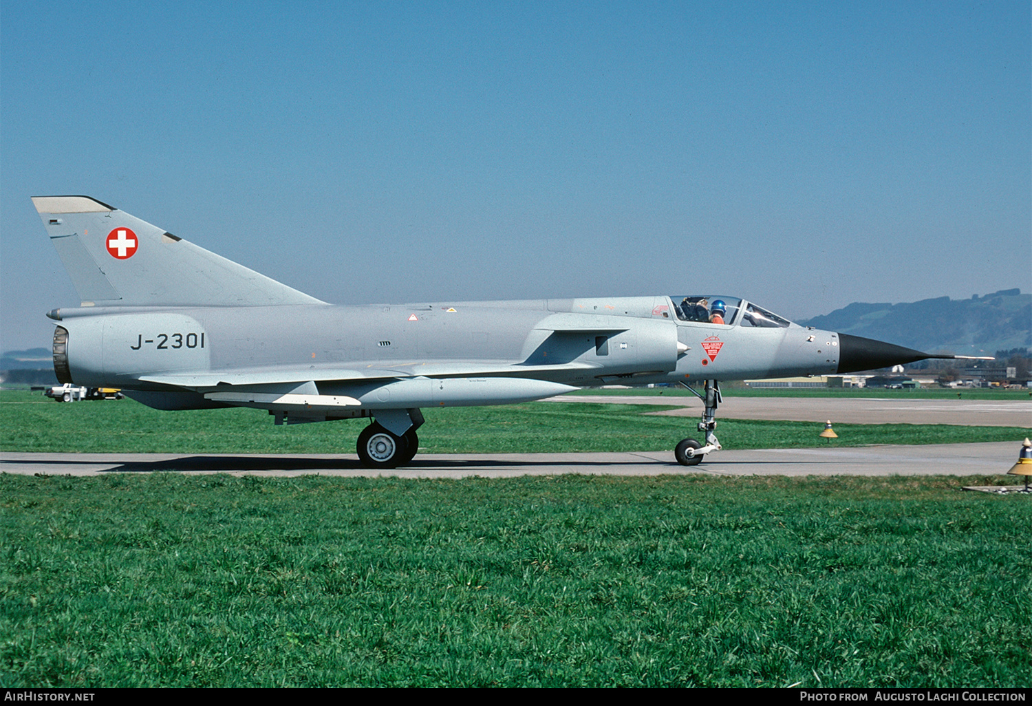 Aircraft Photo of J-2301 | Dassault Mirage IIIS | Switzerland - Air Force | AirHistory.net #680967