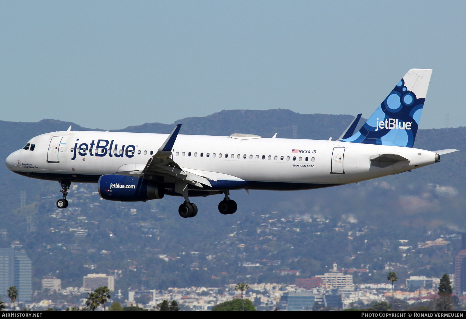 Aircraft Photo of N834JB | Airbus A320-232 | JetBlue Airways | AirHistory.net #681010
