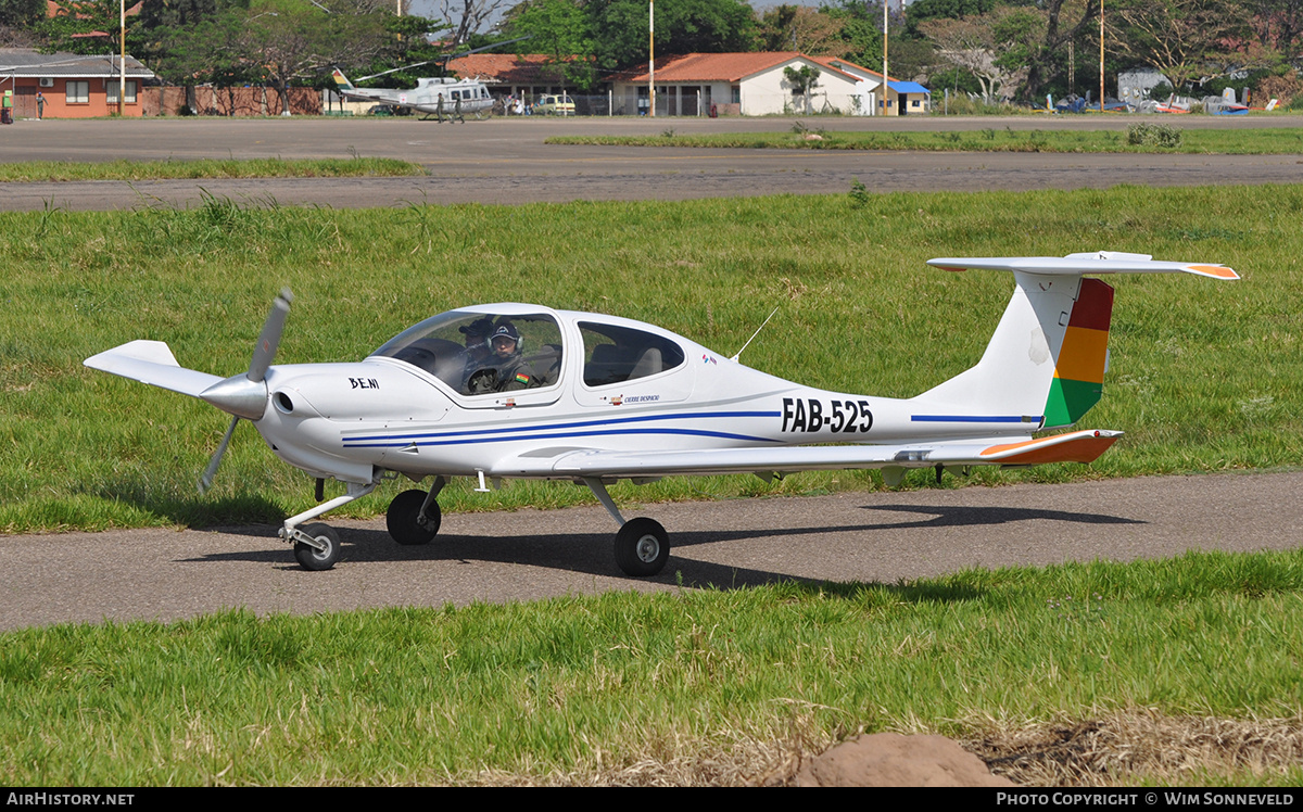 Aircraft Photo of FAB-525 | Diamond DA40 CS Diamond Star | Bolivia - Air Force | AirHistory.net #681128
