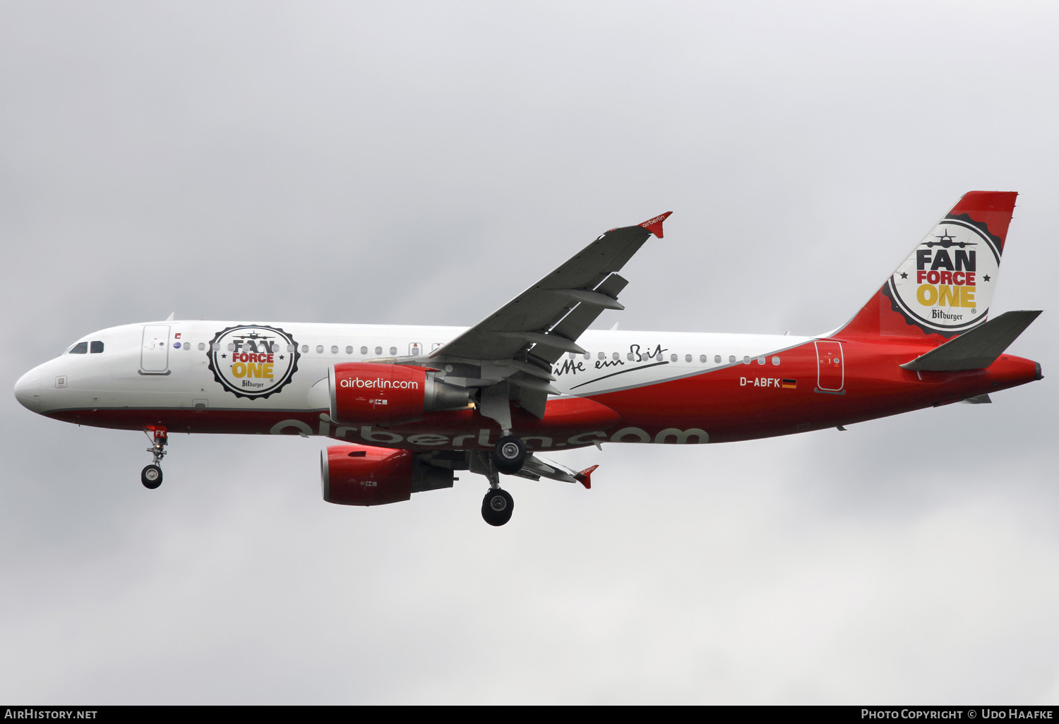 Aircraft Photo of D-ABFK | Airbus A320-214 | Air Berlin | AirHistory.net #681301
