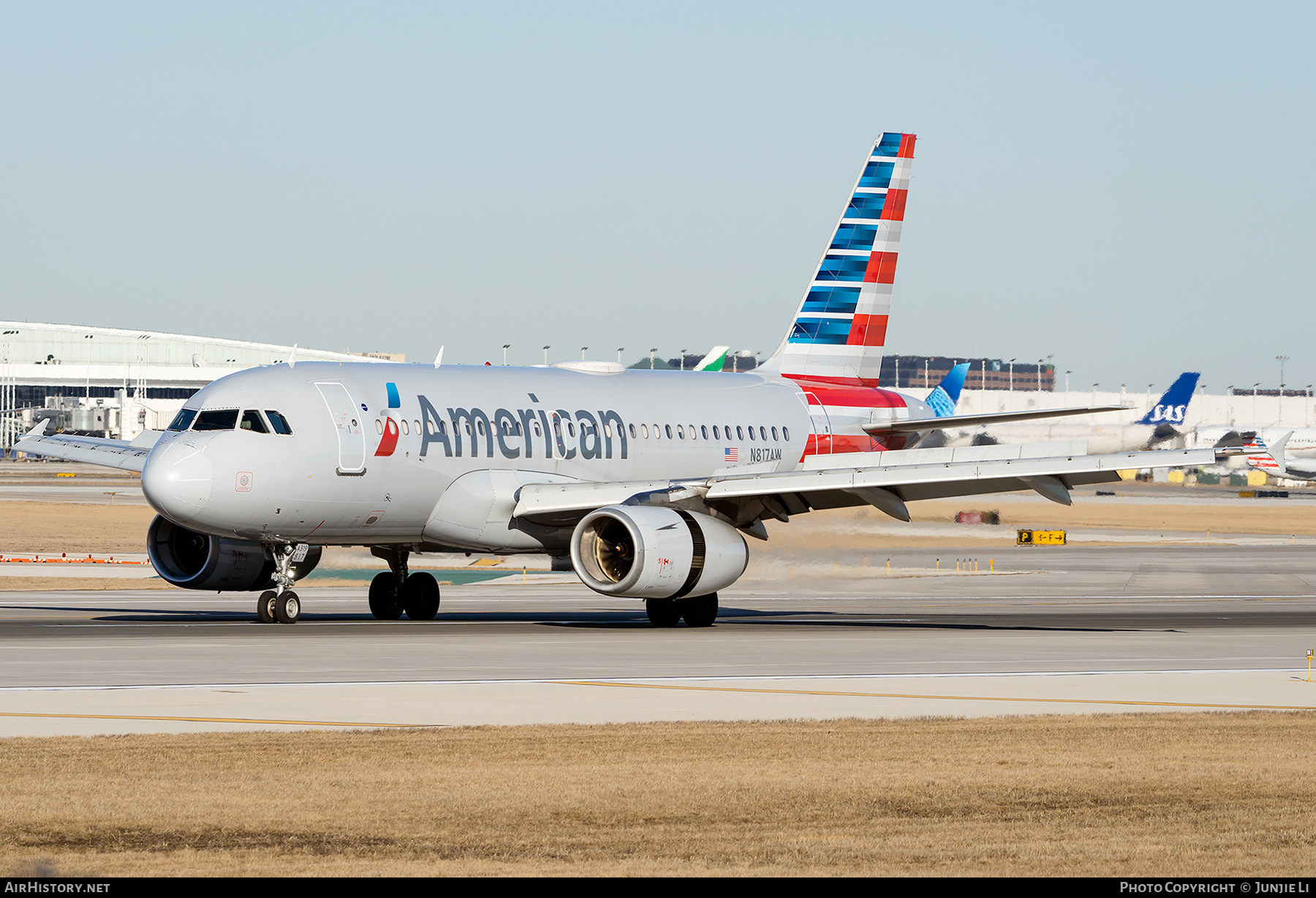 Aircraft Photo of N817AW | Airbus A319-132 | American Airlines | AirHistory.net #681416