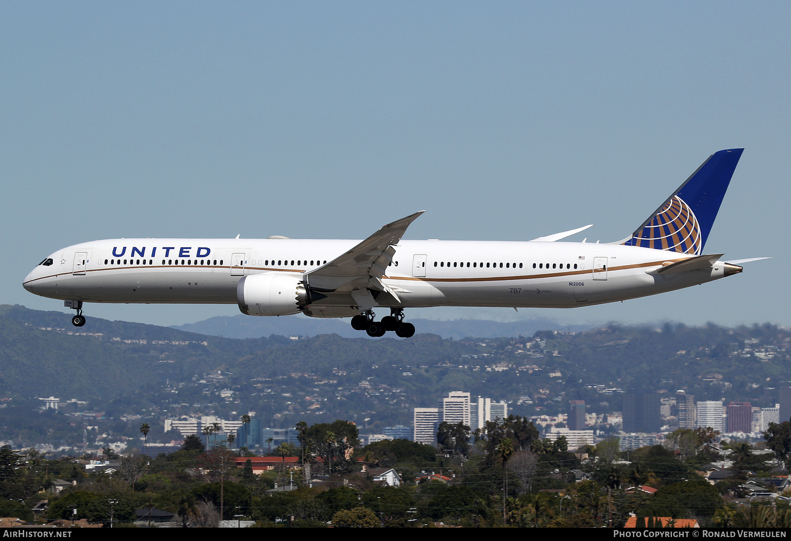 Aircraft Photo of N12006 | Boeing 787-10 Dreamliner | United Airlines | AirHistory.net #681456
