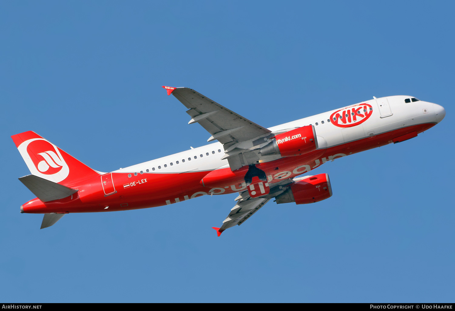 Aircraft Photo of OE-LEX | Airbus A320-214 | Niki | AirHistory.net #681485