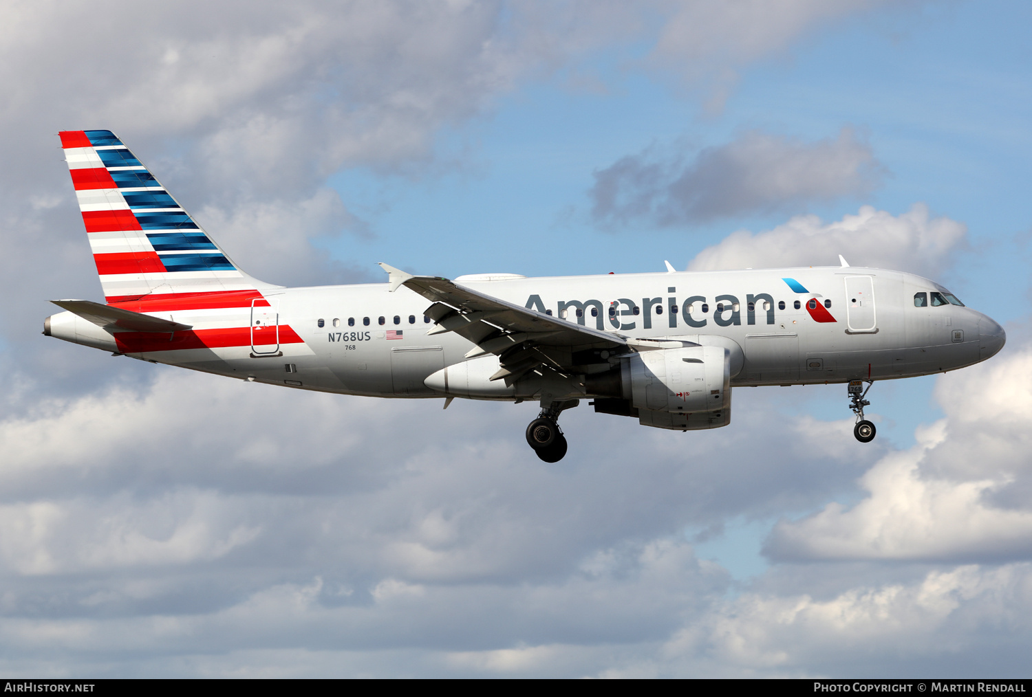 Aircraft Photo of N768US | Airbus A319-112 | American Airlines | AirHistory.net #681574
