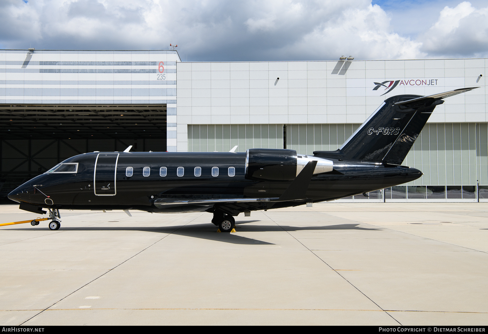 Aircraft Photo of C-FGRS | Bombardier Challenger 605 (CL-600-2B16) | AirHistory.net #681603