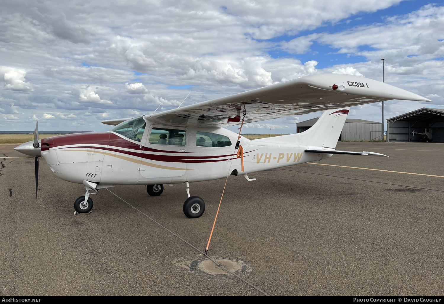 Aircraft Photo of VH-PVW | Cessna 210L Centurion II | AirHistory.net #681692