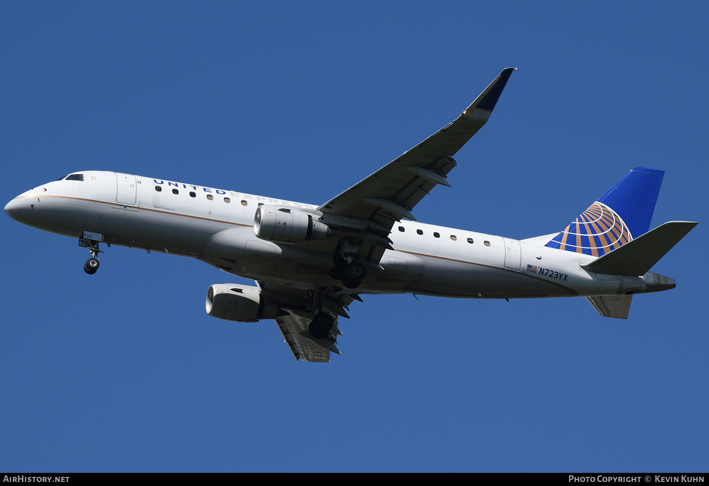 Aircraft Photo of N723YX | Embraer 175LR (ERJ-170-200LR) | United Express | AirHistory.net #681719