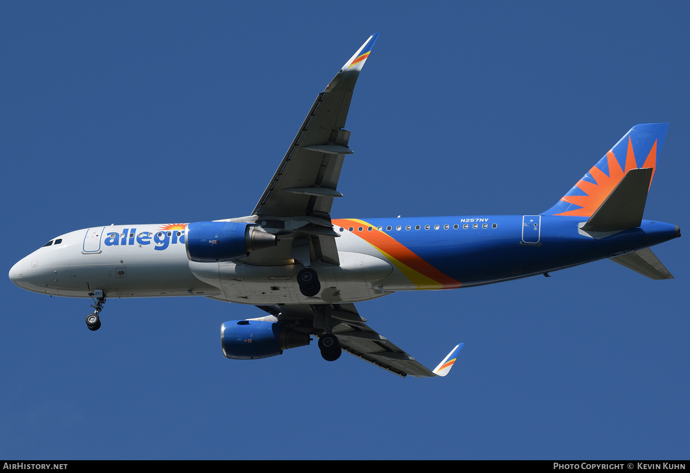 Aircraft Photo of N257NV | Airbus A320-214 | Allegiant Air | AirHistory.net #681732