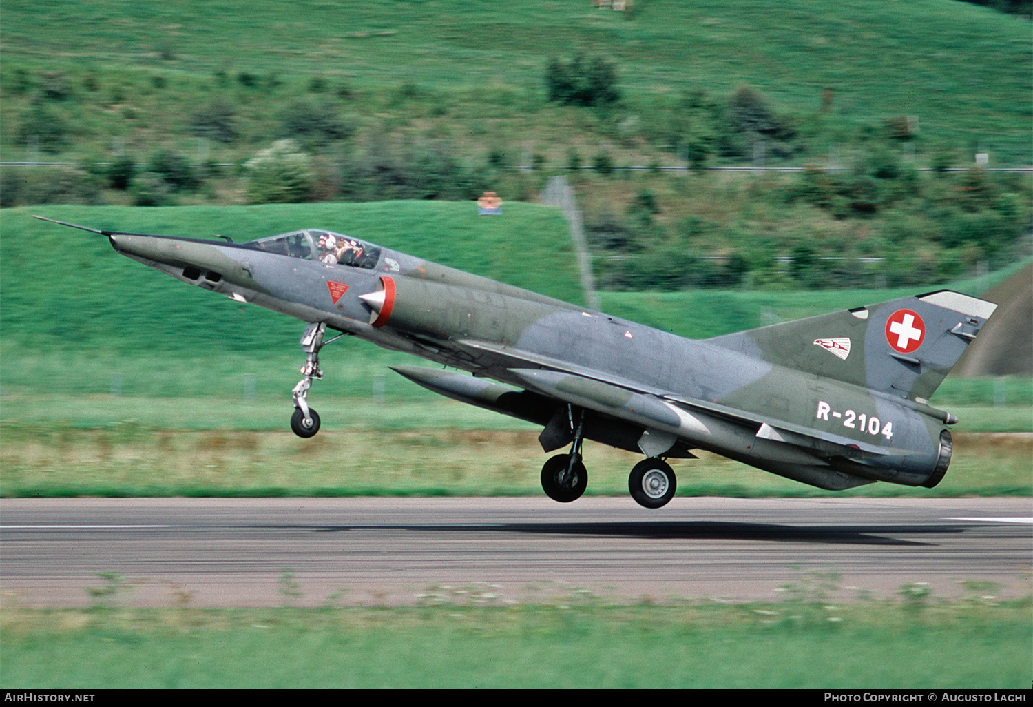 Aircraft Photo of R-2104 | Dassault Mirage IIIRS | Switzerland - Air Force | AirHistory.net #681747
