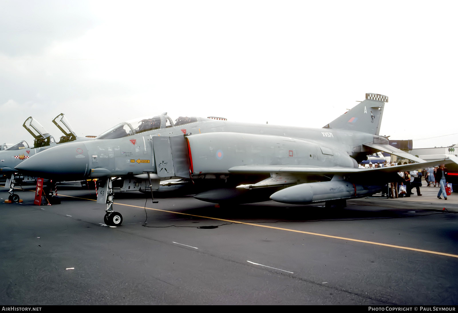 Aircraft Photo of XV571 | McDonnell Douglas F-4K Phantom FG1 | UK - Air Force | AirHistory.net #681820