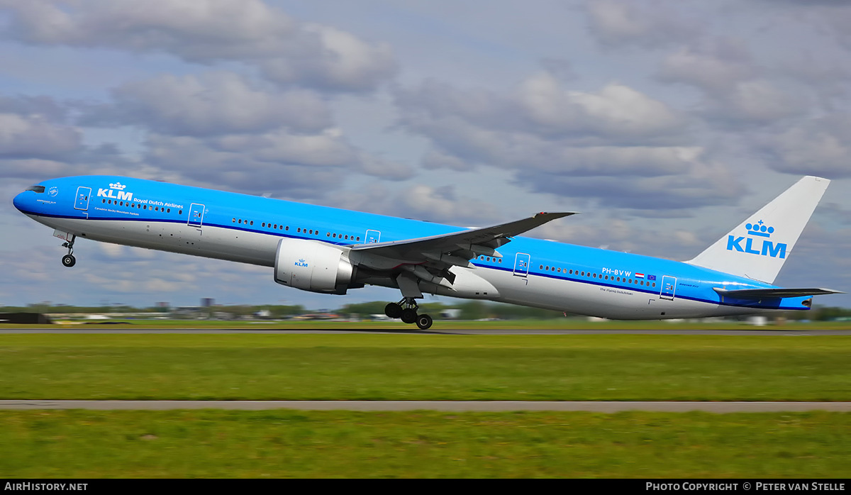 Aircraft Photo of PH-BVW | Boeing 777-300/ER | KLM - Royal Dutch Airlines | AirHistory.net #681992