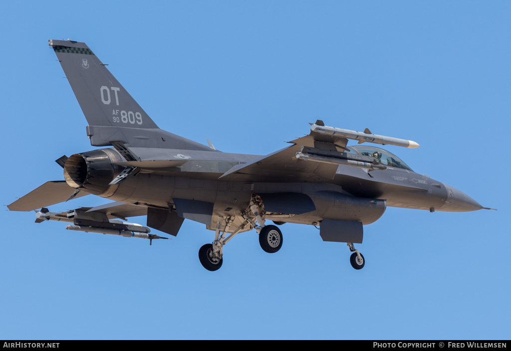 Aircraft Photo of 90-0809 / AF90-809 | General Dynamics F-16CM Fighting Falcon | USA - Air Force | AirHistory.net #682030