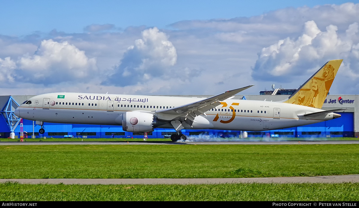 Aircraft Photo of HZ-ARE | Boeing 787-9 Dreamliner | Saudia - Saudi Arabian Airlines | AirHistory.net #682061