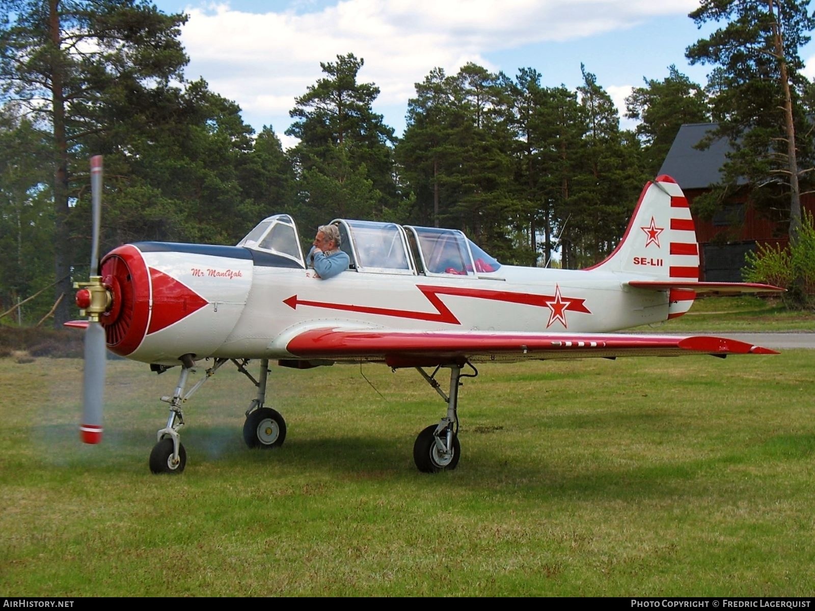 Aircraft Photo of SE-LII | Yakovlev Yak-52 | AirHistory.net #682079