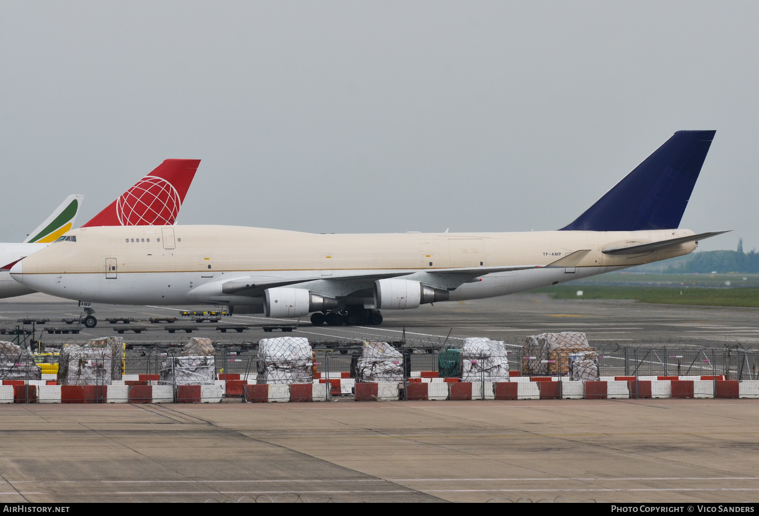 Aircraft Photo of TF-AMP | Boeing 747-481(BCF) | AirHistory.net #682136