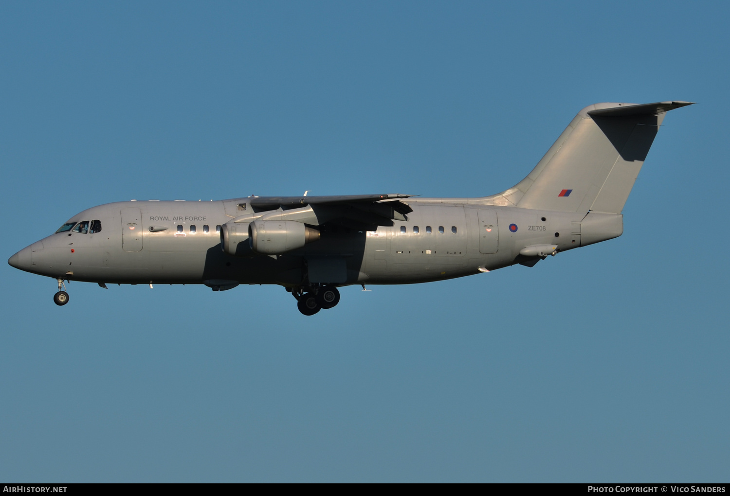 Aircraft Photo of ZE708 | British Aerospace BAe-146 C.3 | UK - Air Force | AirHistory.net #682143