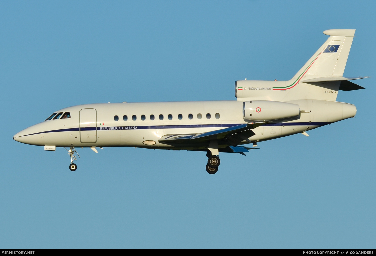 Aircraft Photo of MM62210 | Dassault Falcon 900EX | Italy - Air Force | AirHistory.net #682155