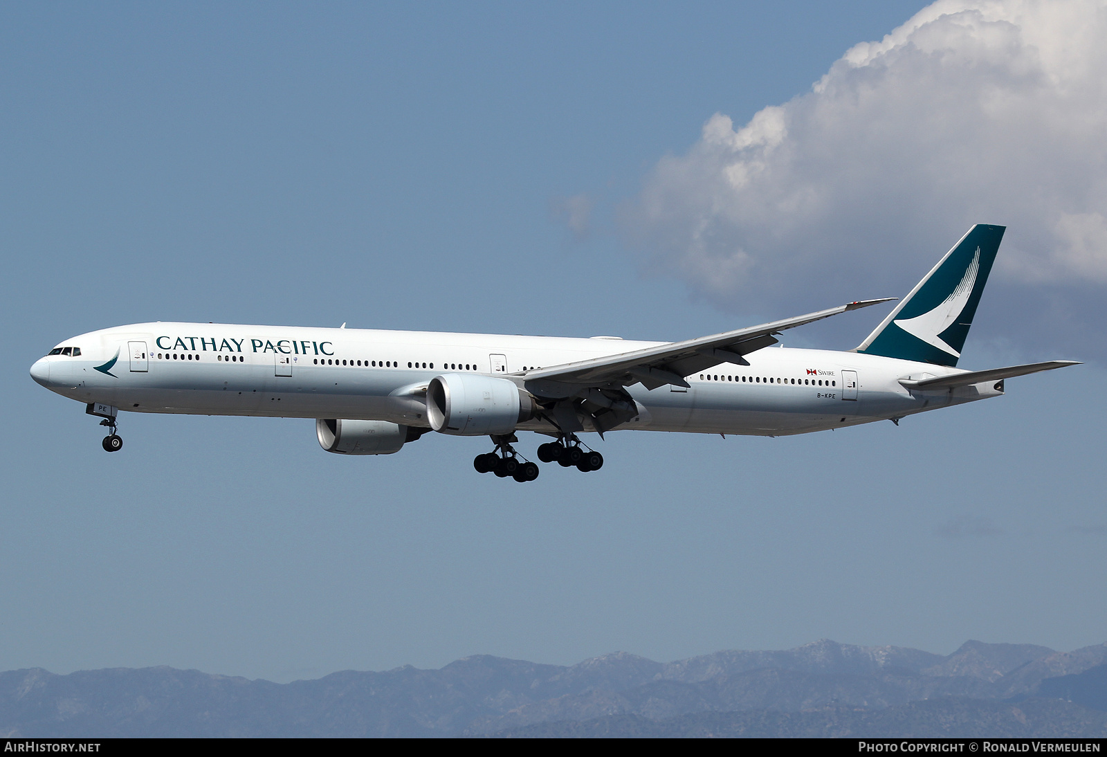 Aircraft Photo of B-KPE | Boeing 777-367/ER | Cathay Pacific Airways | AirHistory.net #682192