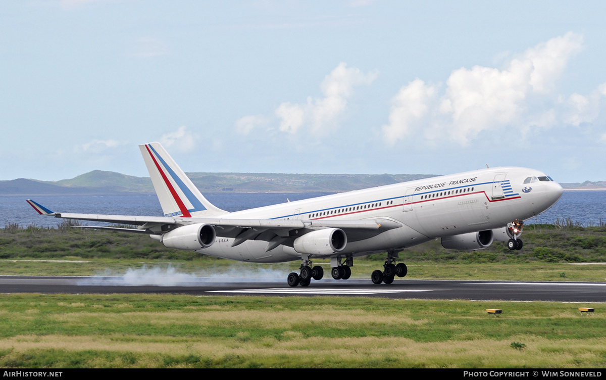 Aircraft Photo of 075 | Airbus A340-211 | France - Air Force | AirHistory.net #682563
