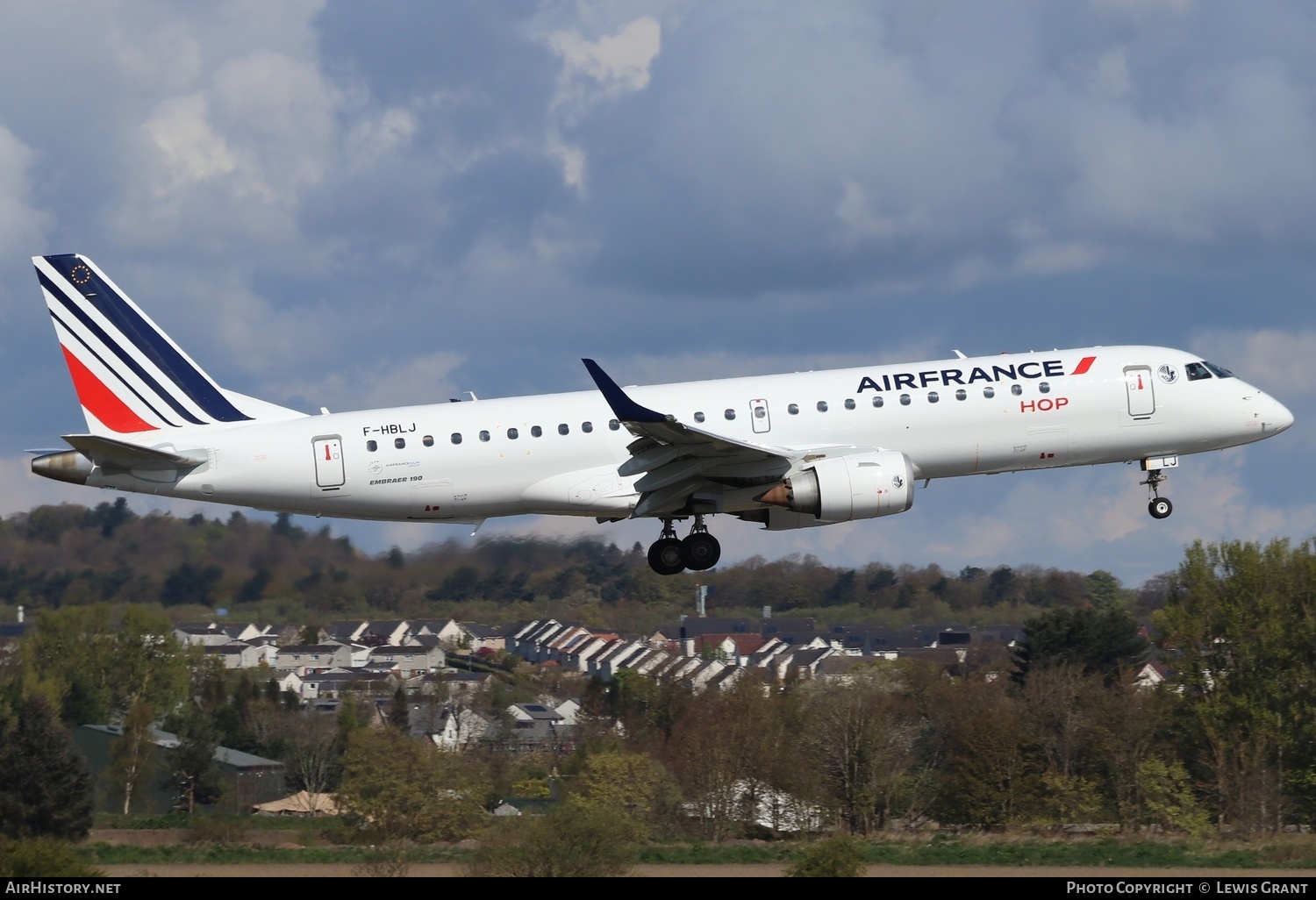 Aircraft Photo of F-HBLJ | Embraer 190STD (ERJ-190-100STD) | Air France | AirHistory.net #682586