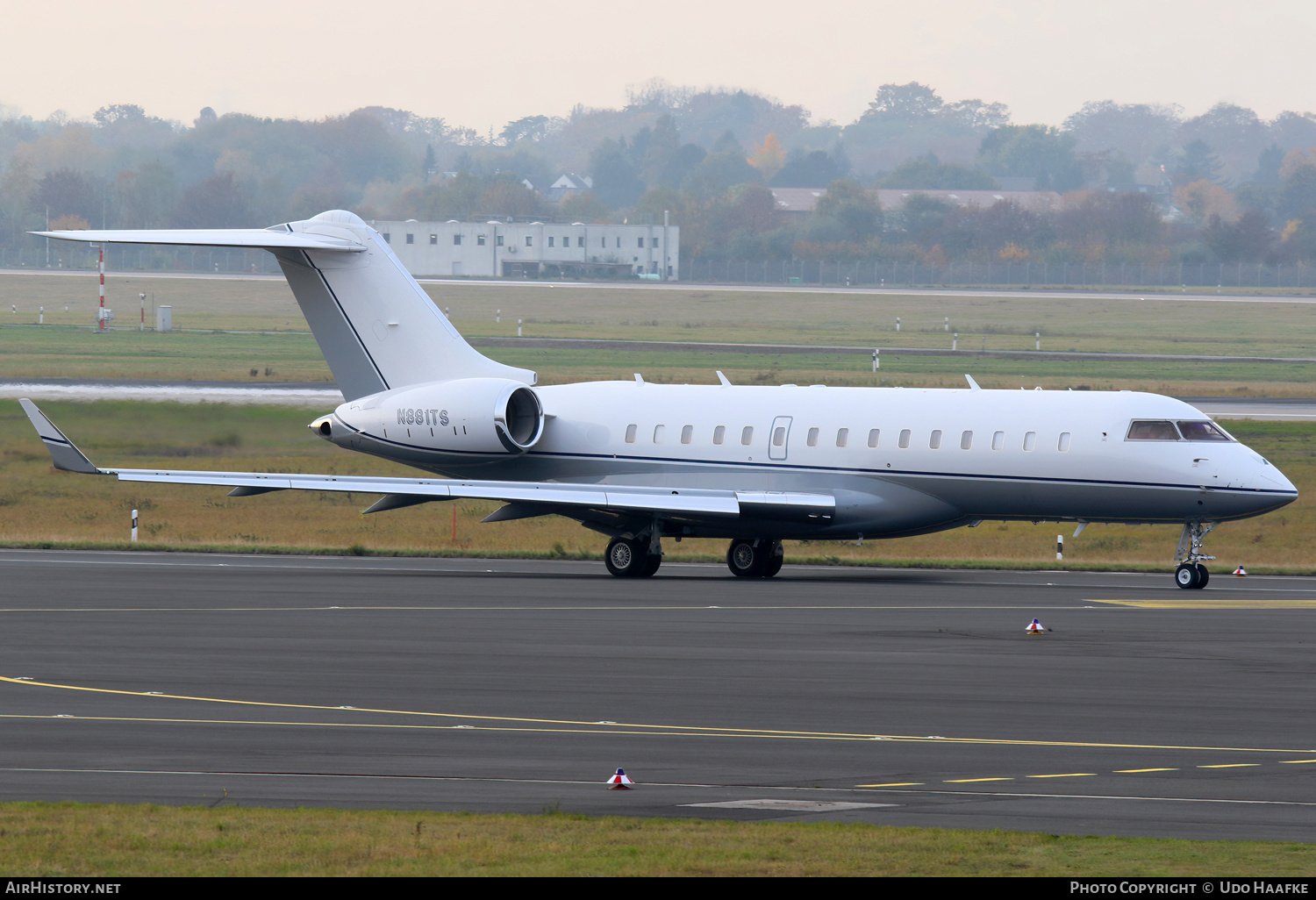 Aircraft Photo of N881TS | Bombardier Global 6000 (BD-700-1A10) | AirHistory.net #682886