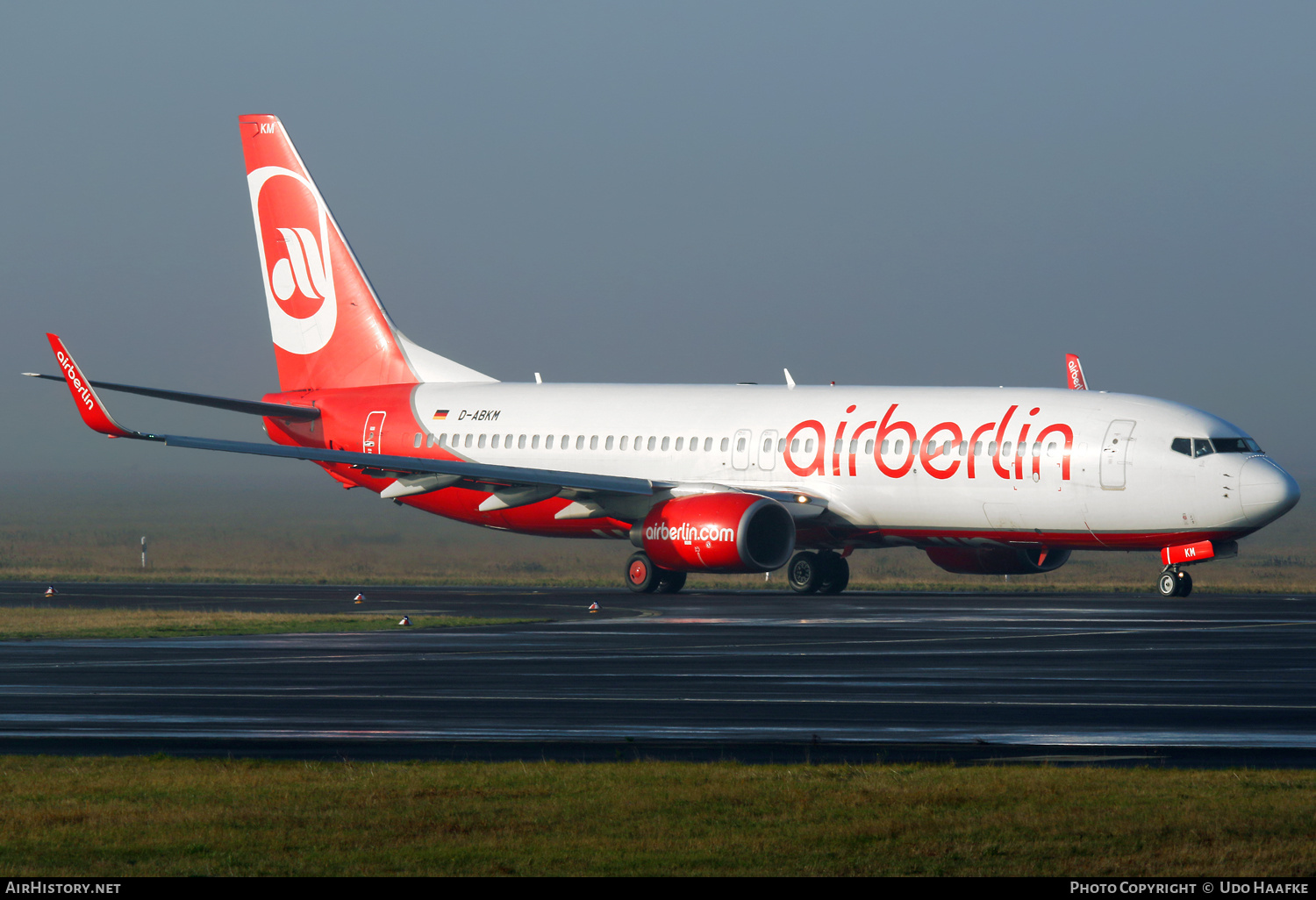 Aircraft Photo of D-ABKM | Boeing 737-86J | Air Berlin | AirHistory.net #682892